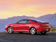 HYUNDAI TIBURON купе