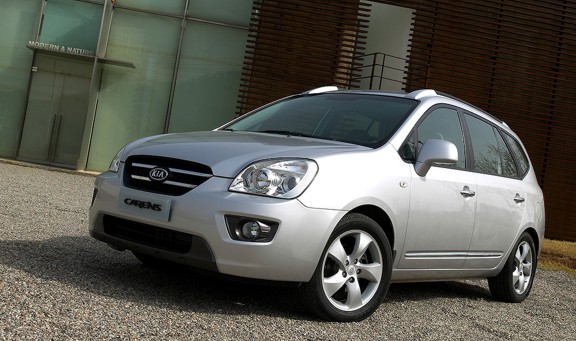 KIA CARENS Mk II (FJ)