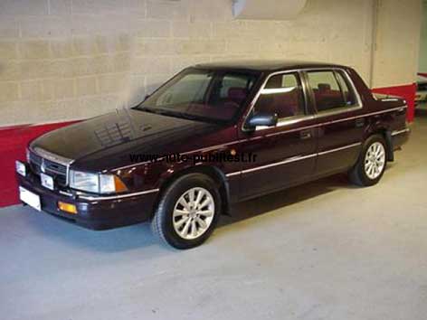 CHRYSLER SARATOGA седан