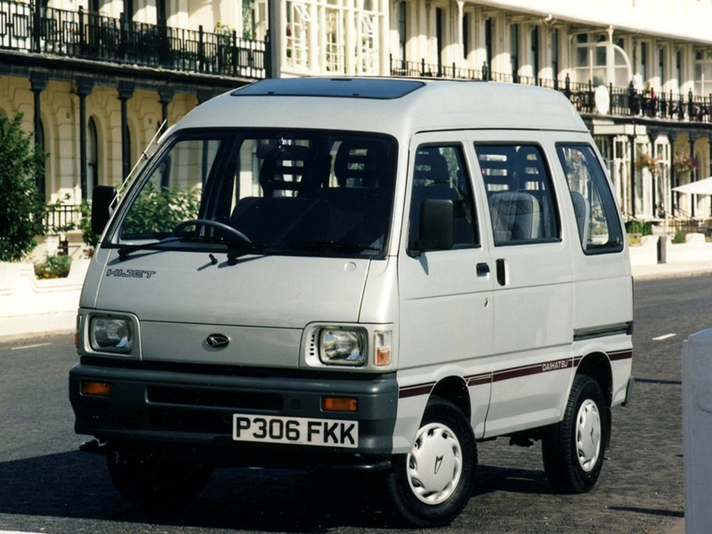 DAIHATSU HIJET автобус