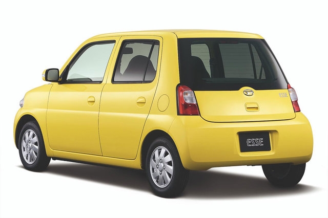 DAIHATSU ESSE