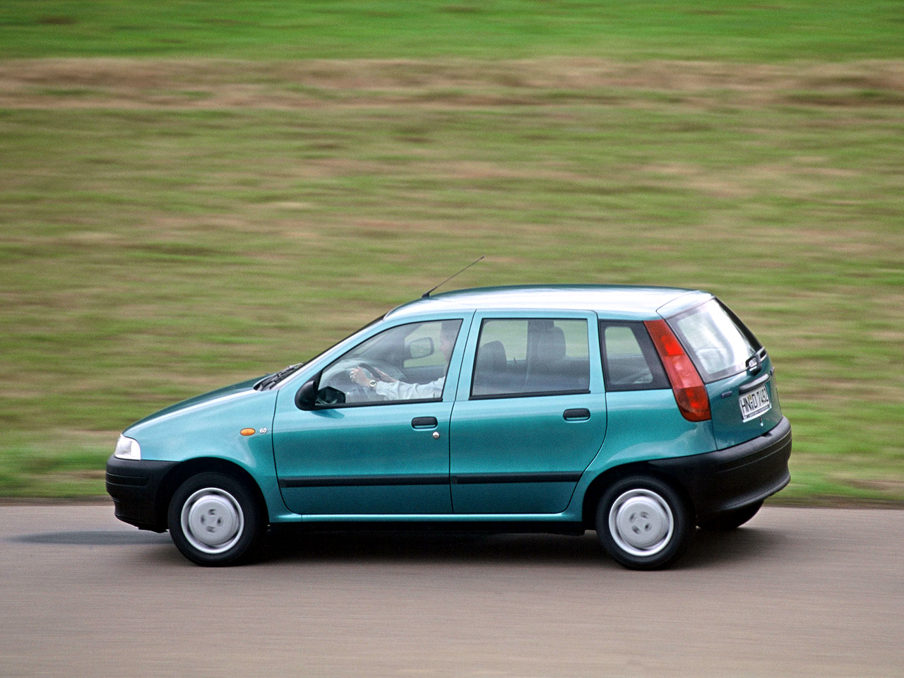FIAT PUNTO (176)