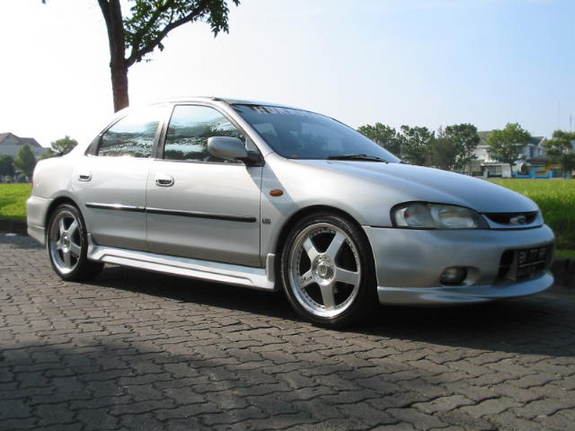 FORD ACTIVA седан