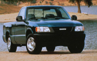 ISUZU GEMINI седан (JT)