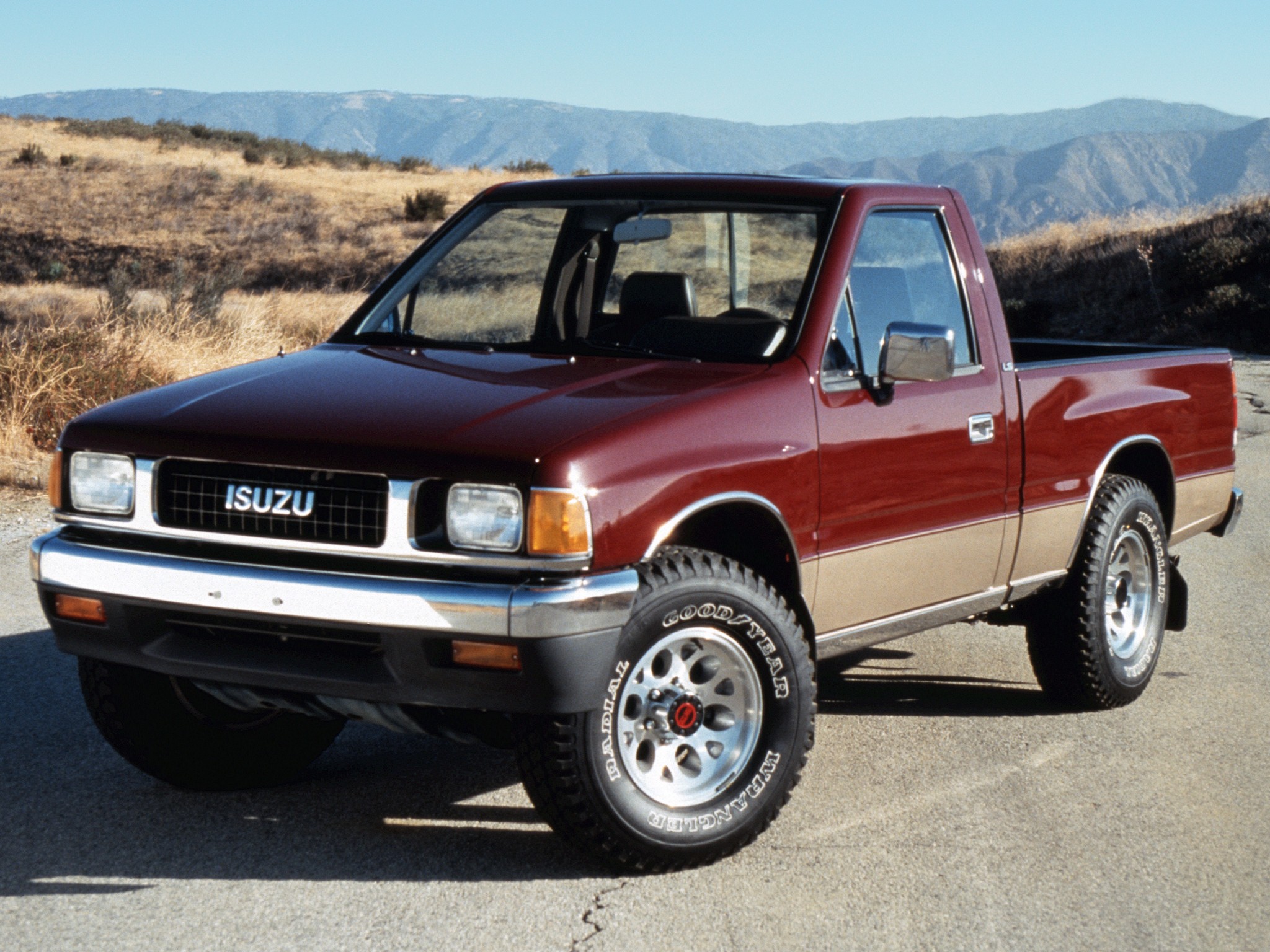 ISUZU KB пикап (TF_)