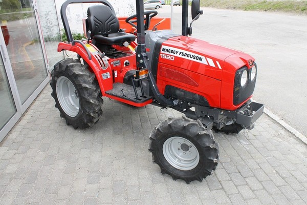 MASSEY FERGUSON Serie-MF1500