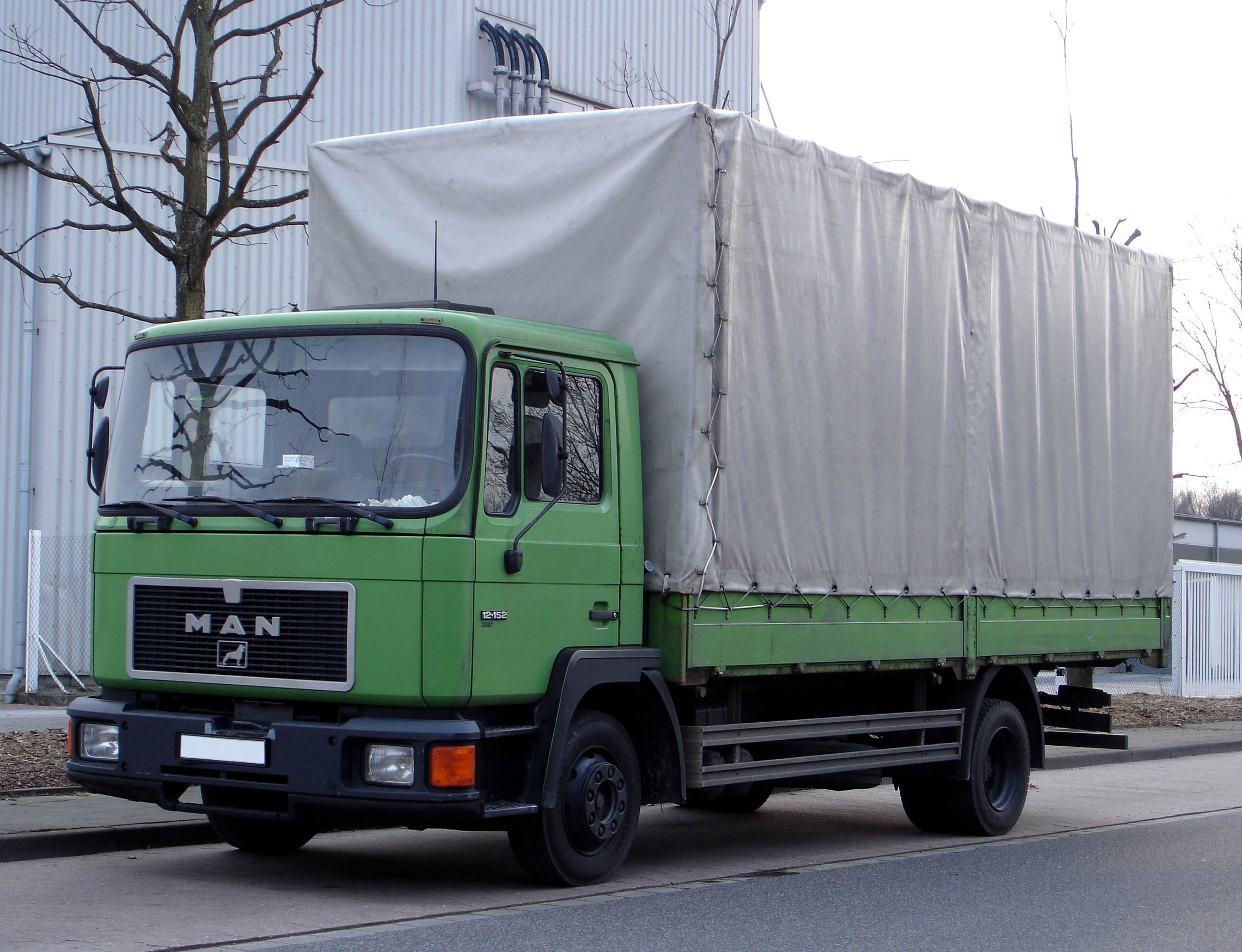 MAN M 90