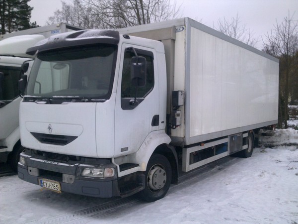 RENAULT TRUCKS Midlum