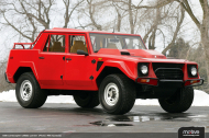 LAMBORGHINI LM-002