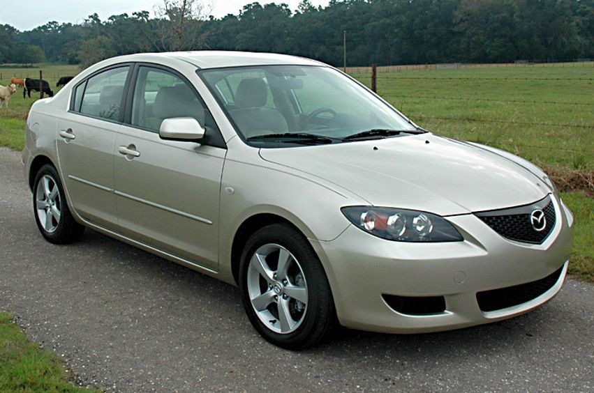 MAZDA 3 седан