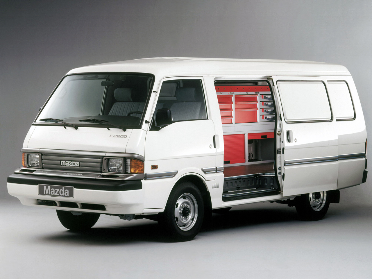 MAZDA E-SERIE грузовой (SD1)