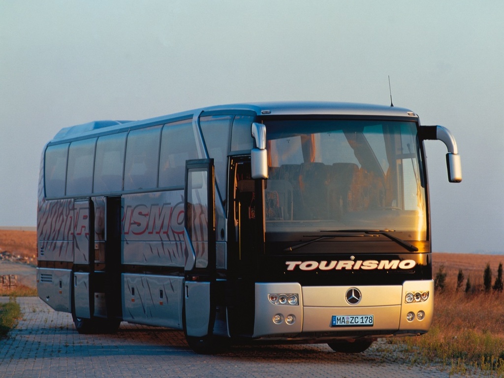 MERCEDES-BENZ TOURISMO (O 350)