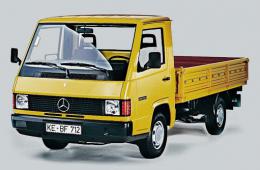 MERCEDES-BENZ /8 седан (W114)
