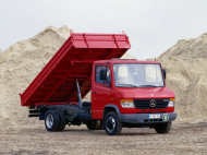 MERCEDES-BENZ VARIO самосвал
