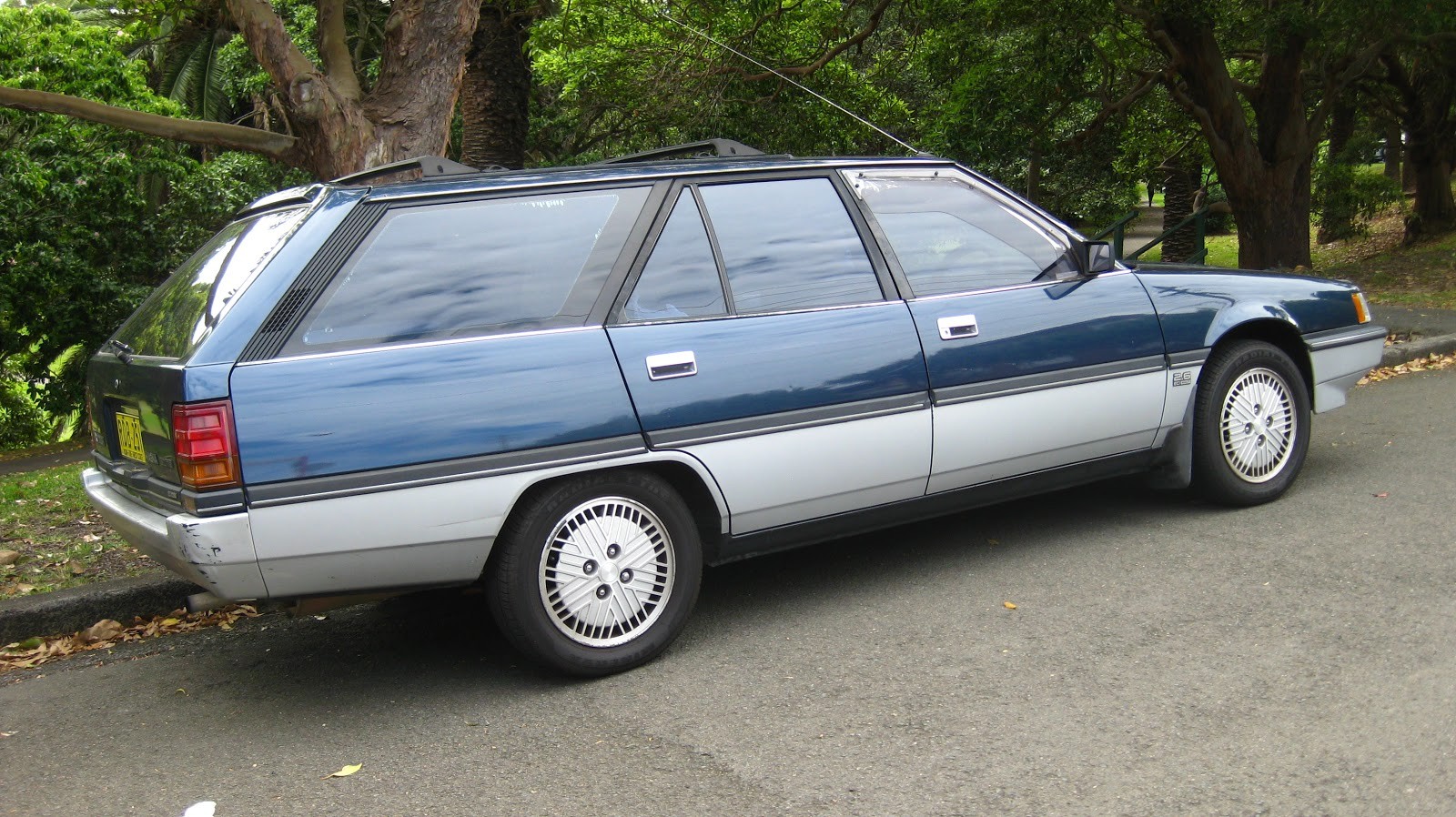 MITSUBISHI MAGNA универсал (TS, TR)