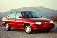 FORD USA ESCORT седан
