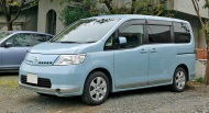 NISSAN SERENA (C25)