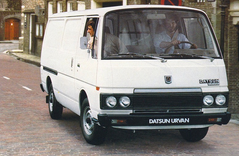 NISSAN URVAN фургон (E23)