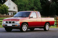 NISSAN NAVARA пикап (D21)