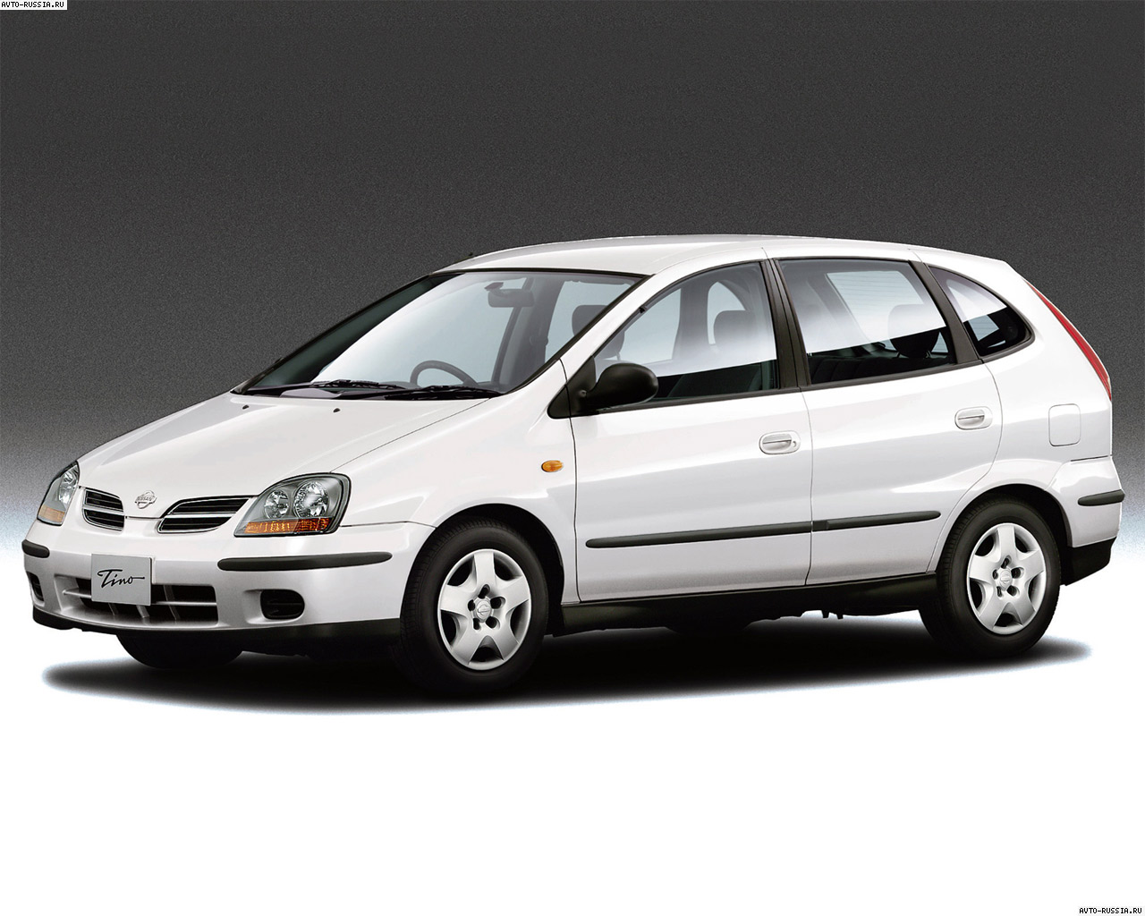 NISSAN ALMERA TINO (V10)