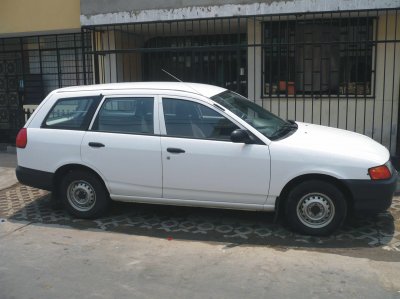 NISSAN AD Wagon