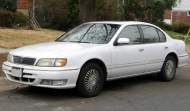NISSAN CEFIRO седан