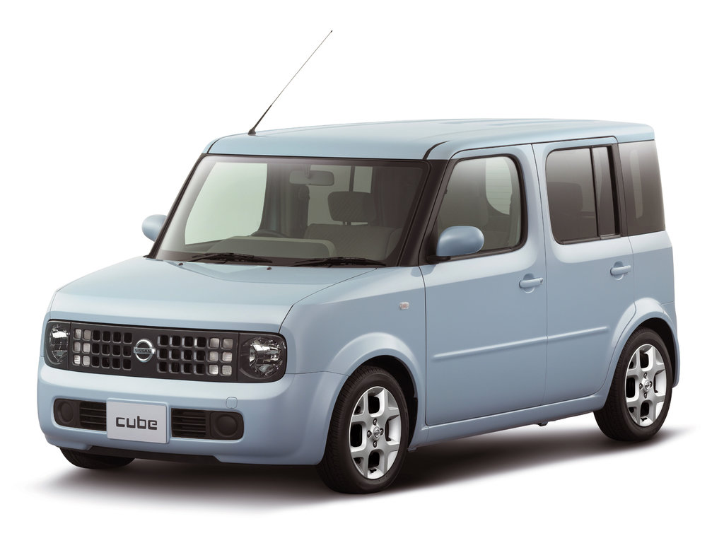NISSAN CUBE (Z11)
