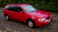 NISSAN LUCINO хетчбек