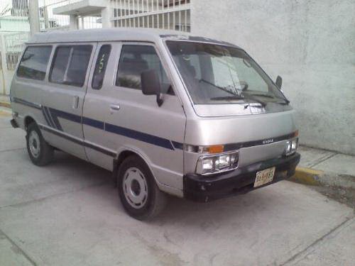 NISSAN ICHI фургон