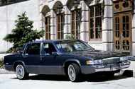 CADILLAC DEVILLE седан