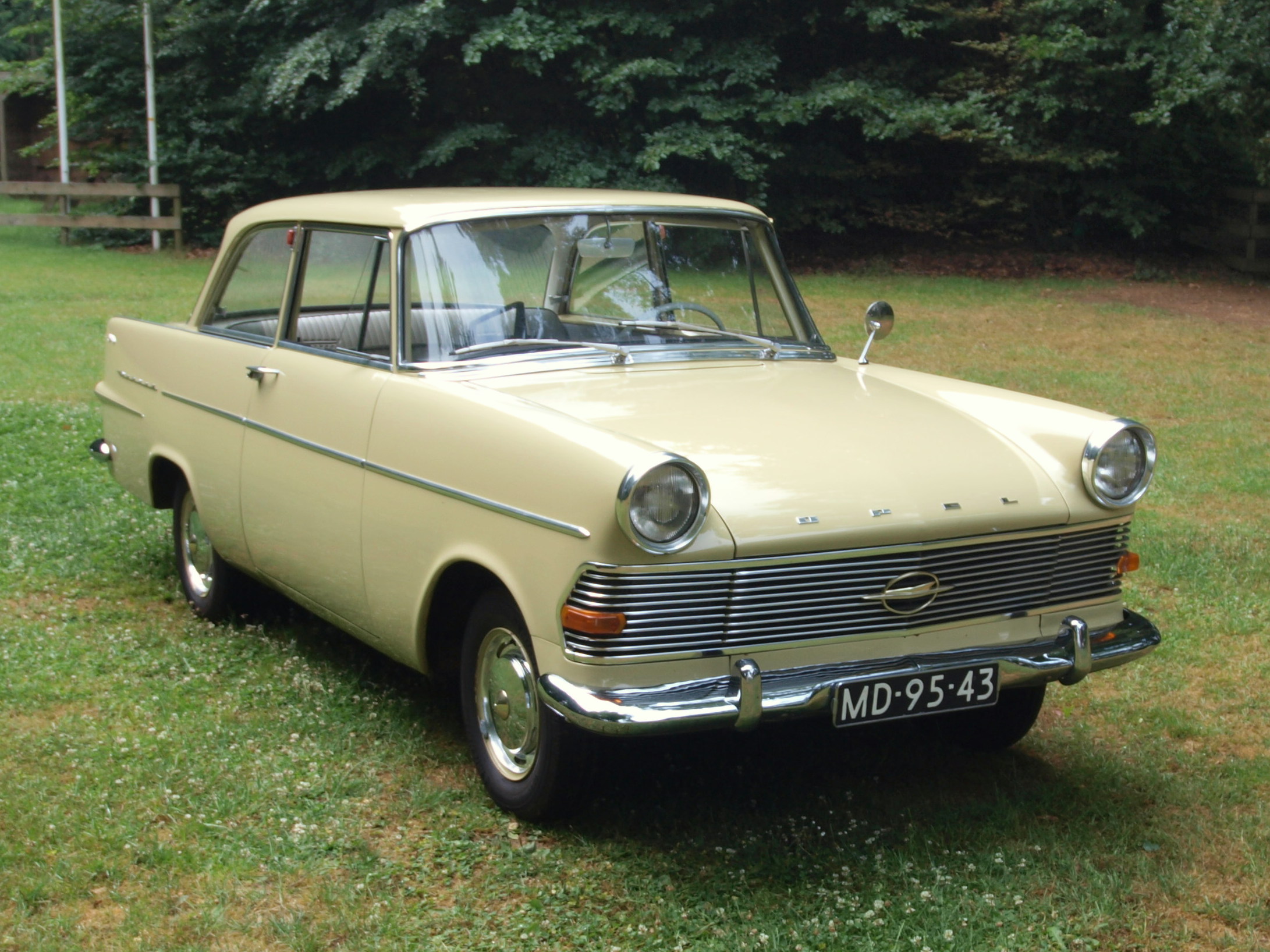 OPEL REKORD P2