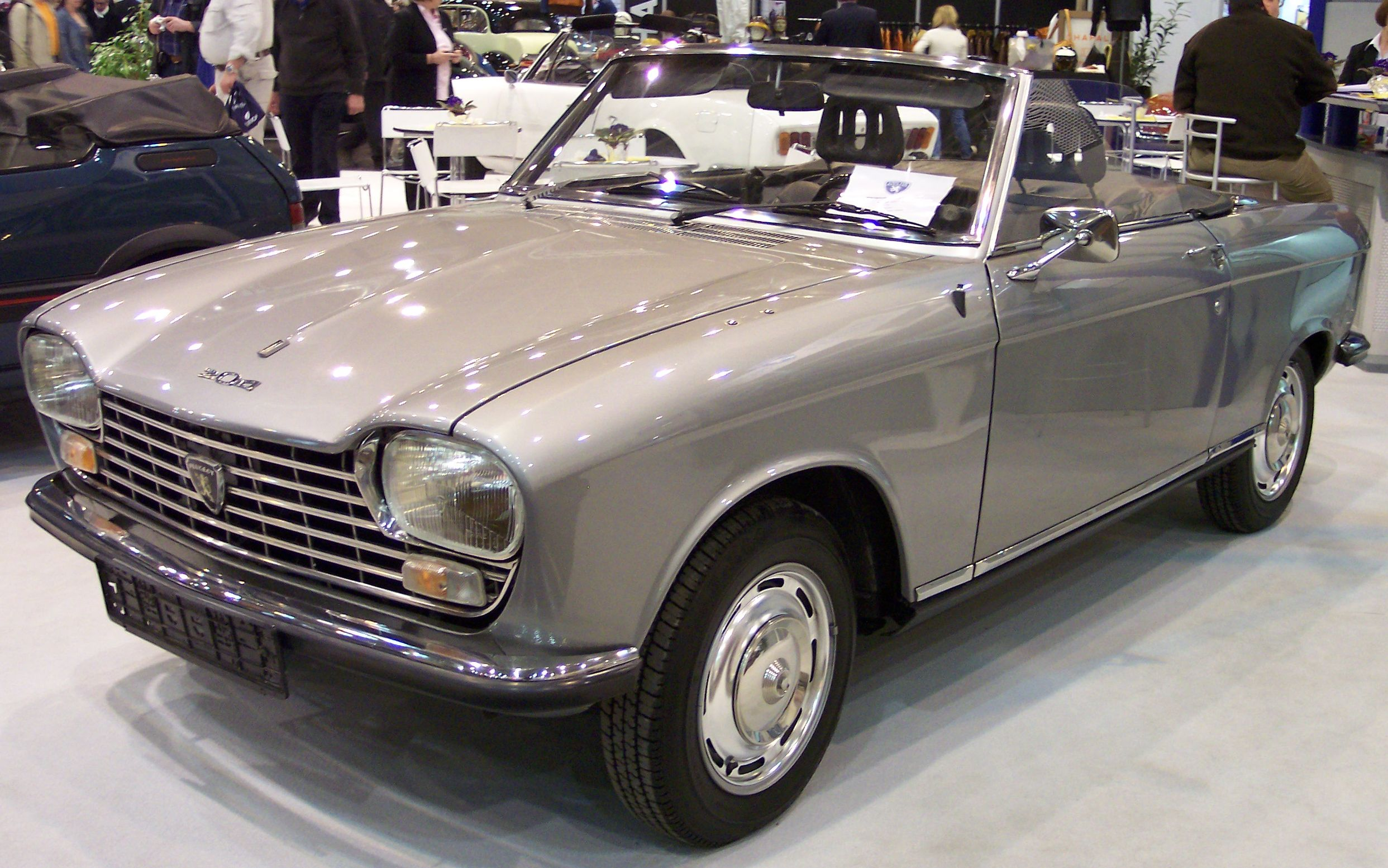 PEUGEOT 204 кабриолет