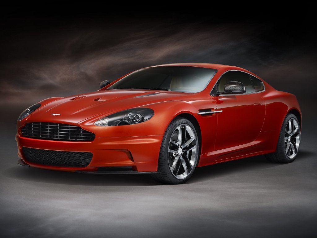 ASTON MARTIN DBS