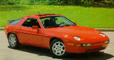 PORSCHE 928