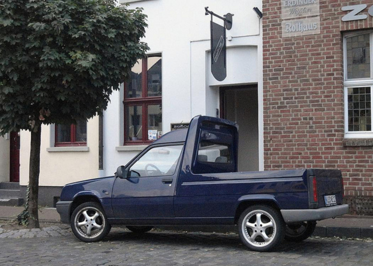 RENAULT EXPRESS пикап