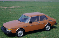 SAAB 900   хетчбек